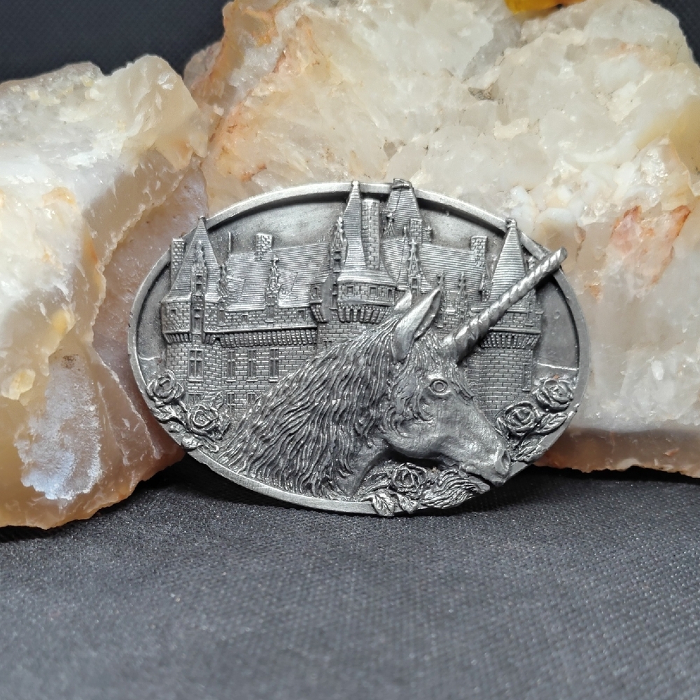 1983 Bergamot Vintage Silver Tone  Unicorn Castle Belt Buckle